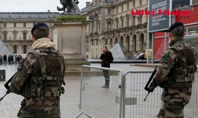 Musée du Louvre - Un deuxième individu arrêté, 250 personnes évacuées