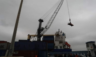 ميناء رادس/ وزيرة النقل بالنهاية تؤكد ضرورة اعادة تشغيل معدات الرفّع المعطّبة