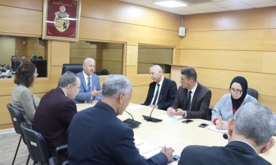 وزير التجارة وتنمية الصادرات يجتمع بأعضاء مجلس إدارة الشركة التونسية لأسواق الجملة