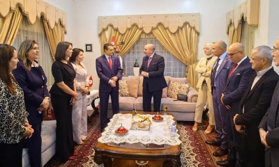 وزير الخارجية يلاقي بأفراد من الجالية التونسية في قطر